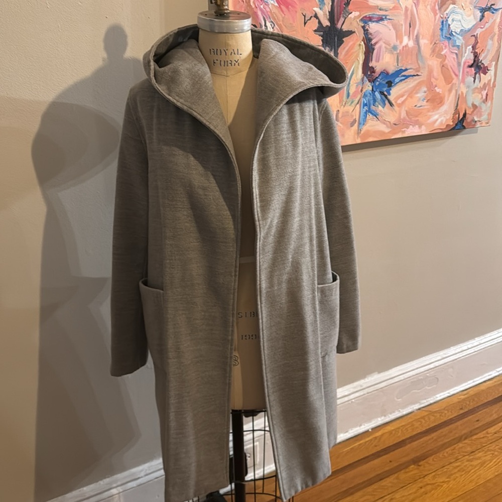 Soft Wrap Gray Winter Coat With Large Patch Pocke… - image 6